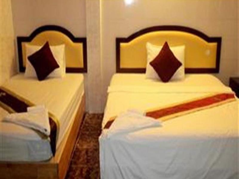 Golden Boat Guesthouse Phnom Penh Exterior foto